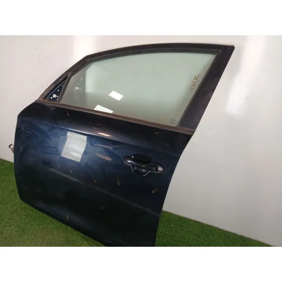 Puerta Delantera Izquierda para Kia Carens Iv
