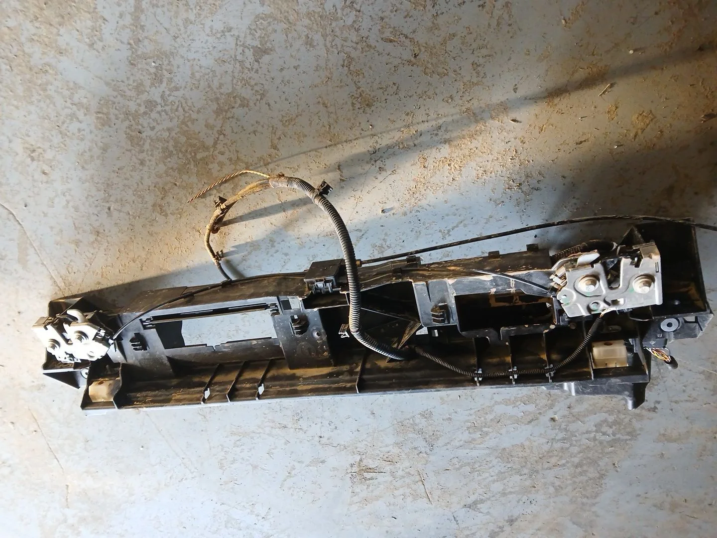 Travesano Superior para Peugeot 3008 Iii Hybrid Motor Hn09