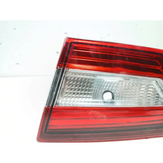 Piloto Trasero Derecho Interior para Renault Clio Iv (Bh_)