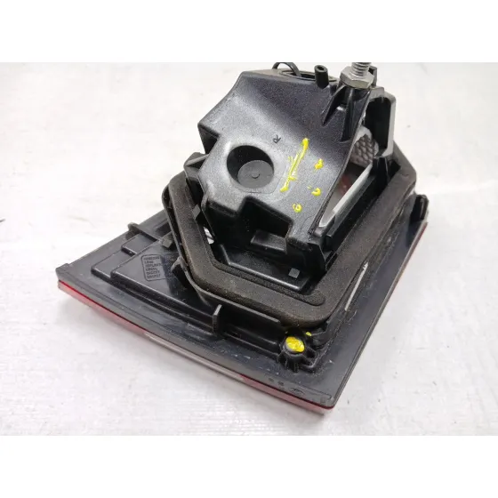 Piloto Trasero Derecho Interior para Renault Clio Iv (Bh_)