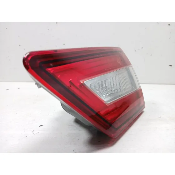 Piloto Trasero Derecho Interior para Renault Clio Iv (Bh_)
