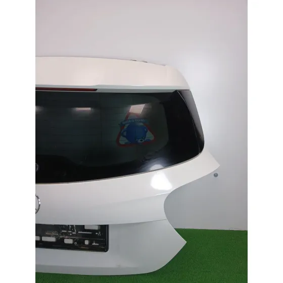Porton Trasero para Mercedes-Benz Clase A (W176)