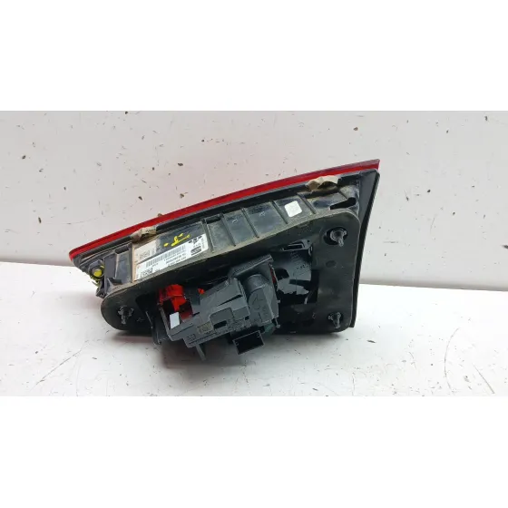 Piloto Trasero Izquierdo Interior para Seat Arona (Kj7, Kjp)