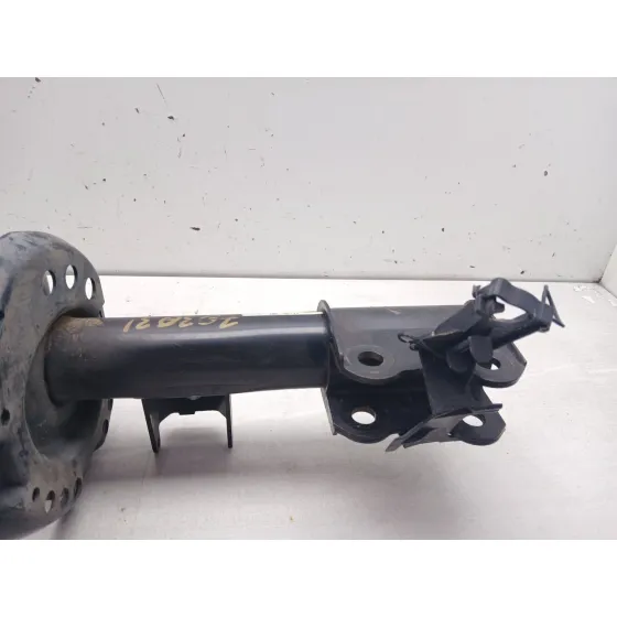 Amortiguador Delantero Izquierdo para Mercedes-Benz Clase A (W176)