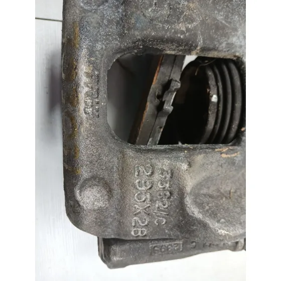 Pinza Freno Delantera Izquierda para Mercedes-Benz Clase A (W176)
