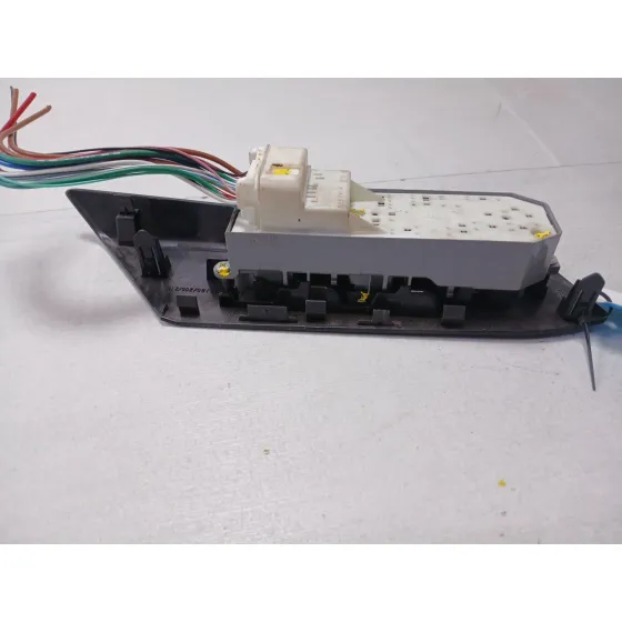 Mando Elevalunas Delantero Izquierdo para Toyota Rav 4 Iv (_A4_)