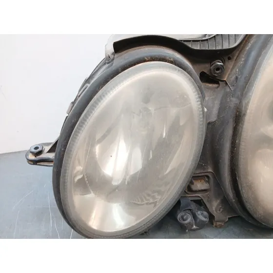 Faro Izquierdo para Mercedes-Benz Clase E (W211)