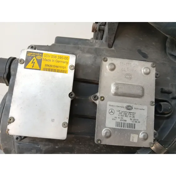 Faro Izquierdo para Mercedes-Benz Clase E (W211)