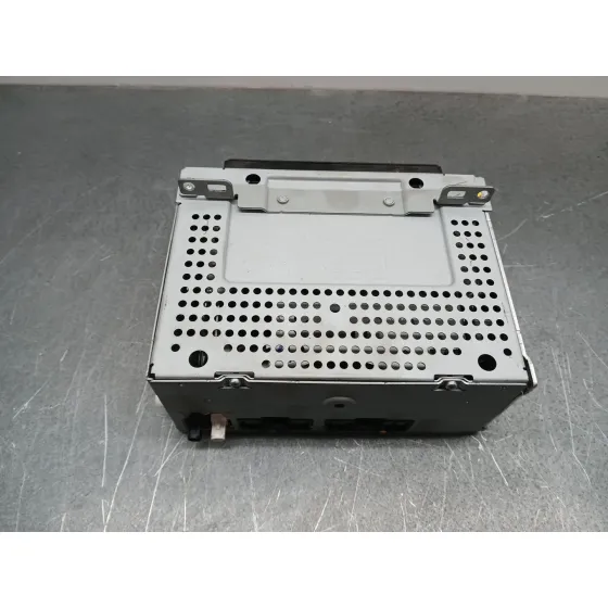 Sistema Audio / Radio Cd para Ford Focus Lim. (Cb8)