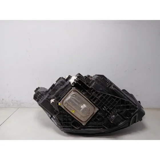 Faro Izquierdo para Mercedes-Benz Gla (H247)