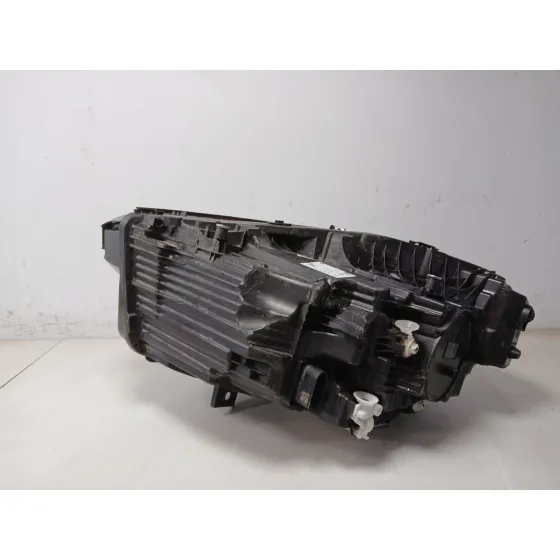 Faro Derecho para Mercedes-Benz Gla (H247)