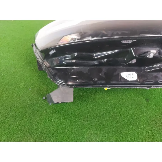 Faro Derecho para Renault Clio V (B7_)