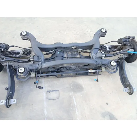 Puente Trasero para Mercedes-Benz Cla Coupe (C117)