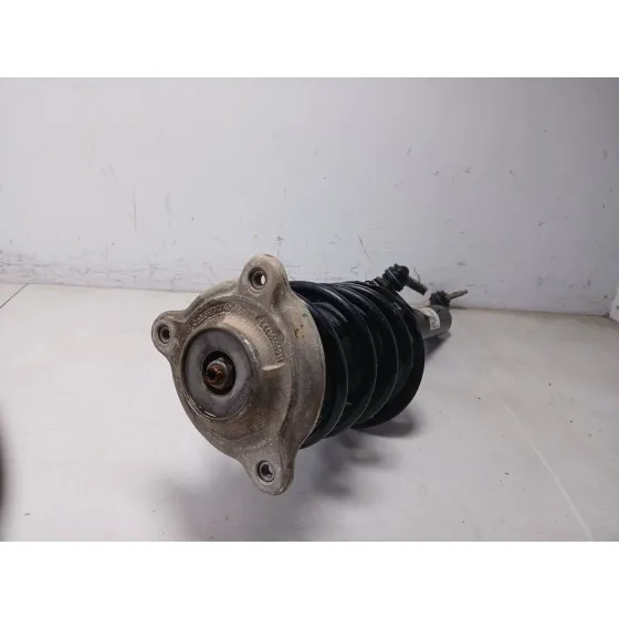 Amortiguador Delantero Izquierdo para Mercedes-Benz Gla (H247)