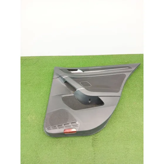 Guarnecido Puerta Trasera Derecha para Volkswagen Golf Vii (5G1, Bq1, Be1, Be2)