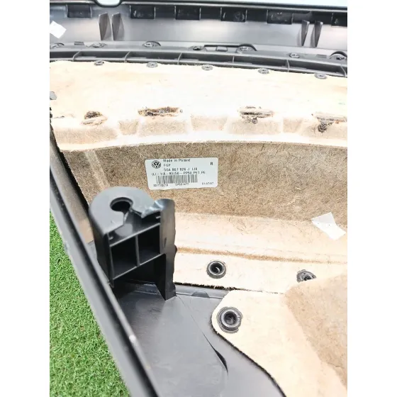 Guarnecido Puerta Trasera Derecha para Volkswagen Golf Vii (5G1, Bq1, Be1, Be2)