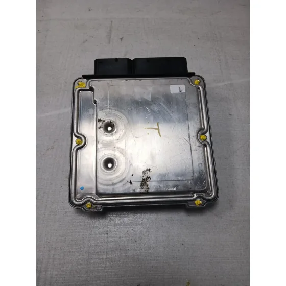 Centralita Motor Uce para Audi A4 Ber. (B8)