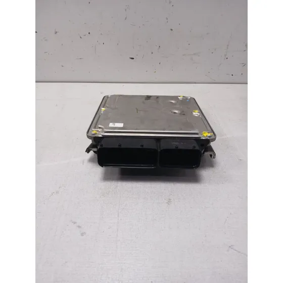 Centralita Motor Uce para Audi A4 Ber. (B8)