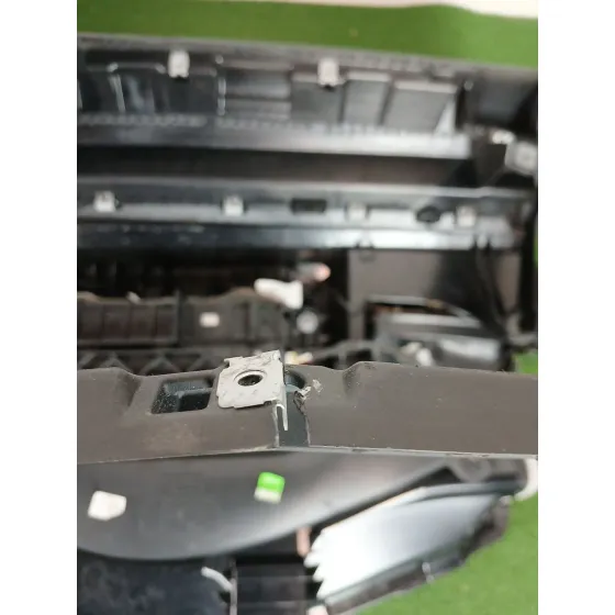 Salpicadero para Volkswagen Passat Variant (365)