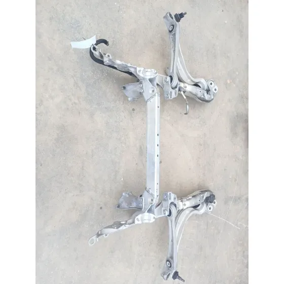 Puente Delantero para Audi A5 (8T3)