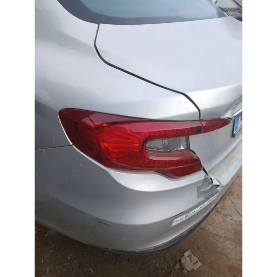 Piloto Trasero Izquierdo para Fiat Tipo Sedan (356_, 357_)