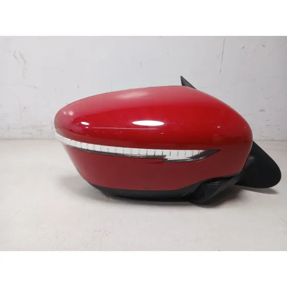 Retrovisor Derecho para Nissan Juke (F15)
