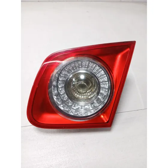 Piloto Trasero Izquierdo Interior para Volkswagen Jetta Iii (1K2)