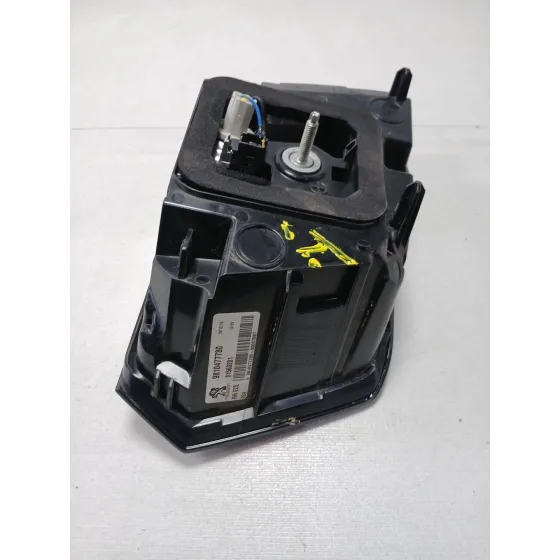 Piloto Trasero Derecho Interior para Peugeot 3008 Ii Suv (Mc_, Mr_, Mj_, M4_)