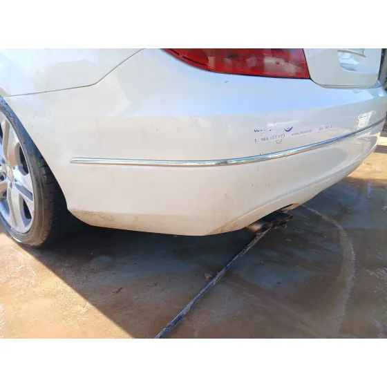 Paragolpes Trasero para Mercedes-Benz Clase C (W204)
