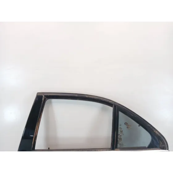 Puerta Trasera Izquierda para Mercedes-Benz Clase C (W204)