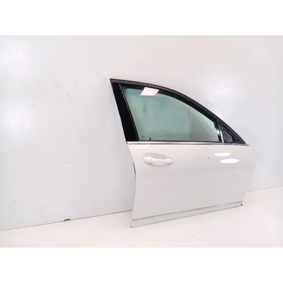 Puerta Delantera Derecha para Mercedes-Benz Clase C (W204)