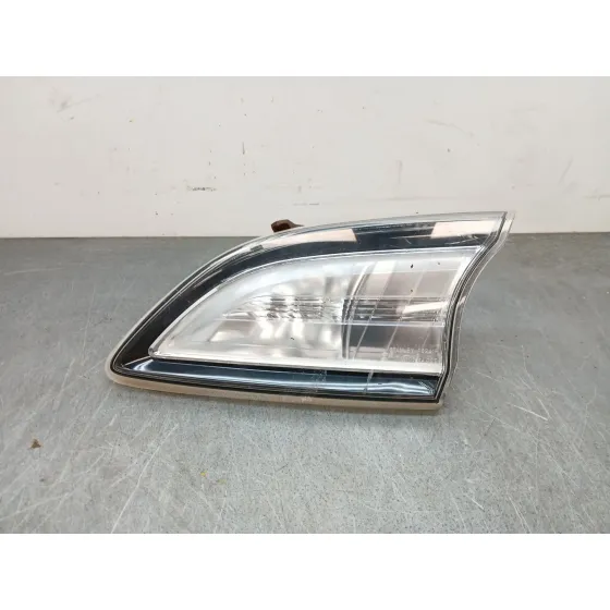 Piloto Trasero Derecho Interior para Mazda 3 (Bl)