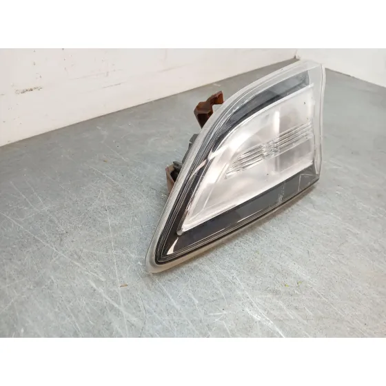 Piloto Trasero Derecho Interior para Mazda 3 (Bl)