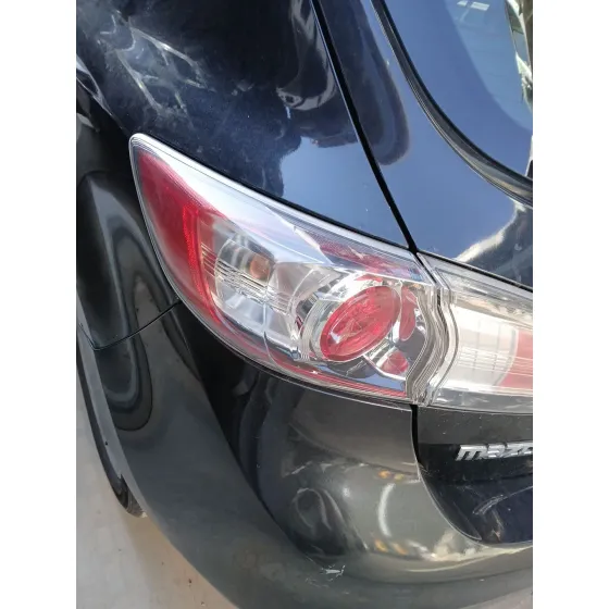 Piloto Trasero Izquierdo para Mazda 3 (Bl)