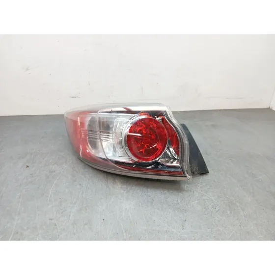 Piloto Trasero Izquierdo para Mazda 3 (Bl)