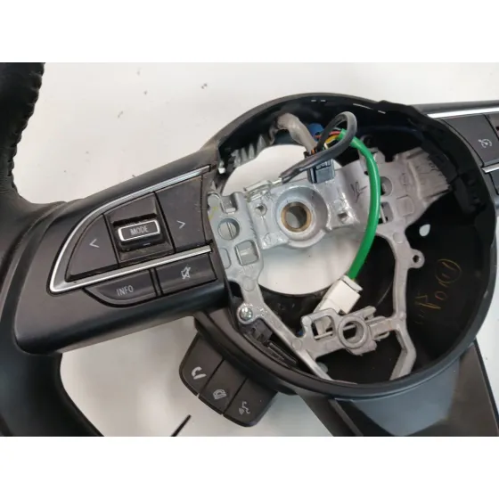 Volante para Suzuki Swift V (Az)