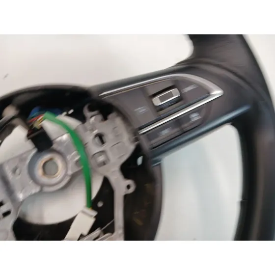 Volante para Suzuki Swift V (Az)