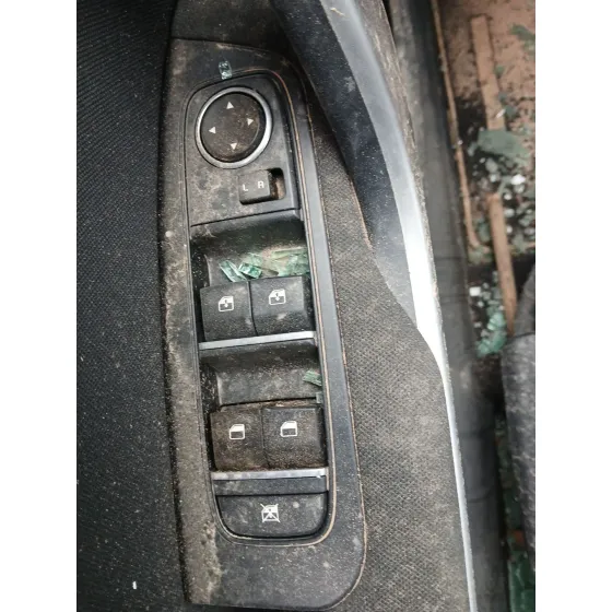 Mando Elevalunas Delantero Izquierdo para Kia Ceed (Cd)