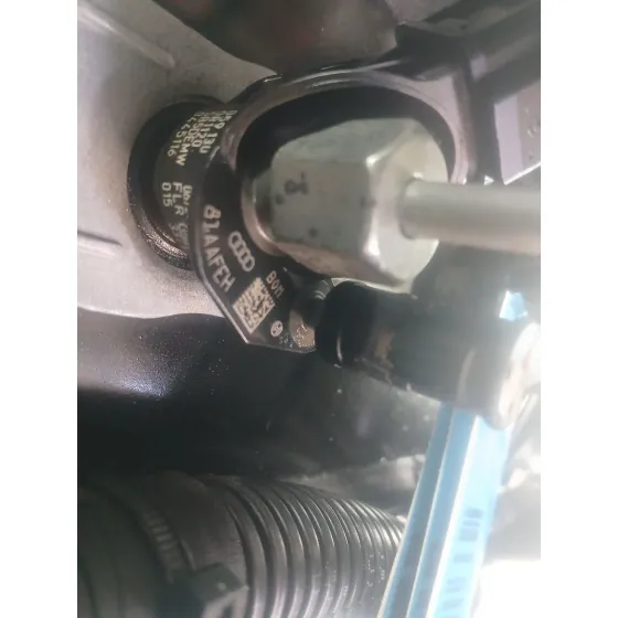 Inyector para Audi A5 (8T3)