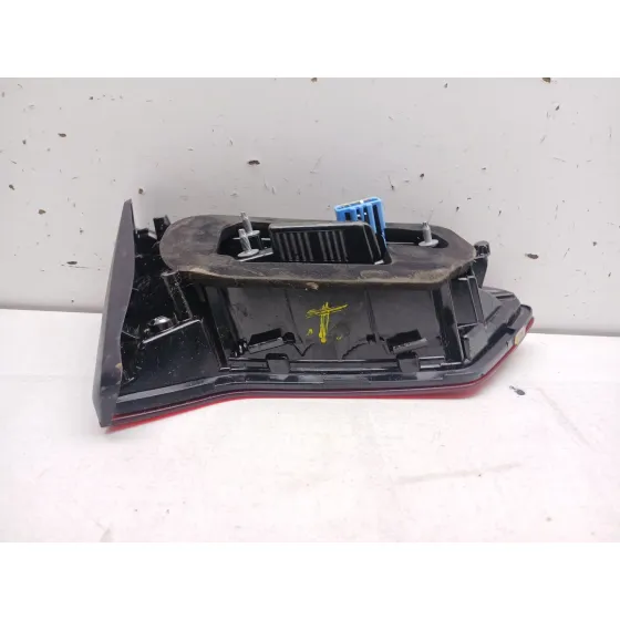 Piloto Trasero Derecho Interior para Volkswagen T-Roc (A11, D11)