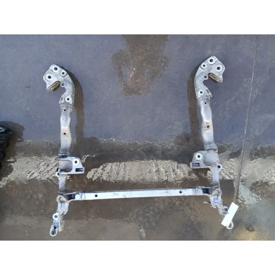 Puente Delantero para Audi A4 B8 (8K2)