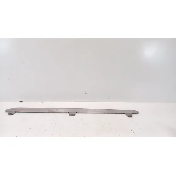 Faldon Lateral para Skoda Kamiq (Nw4)