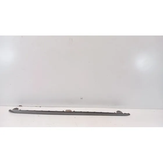 Faldon Lateral para Skoda Kamiq (Nw4)