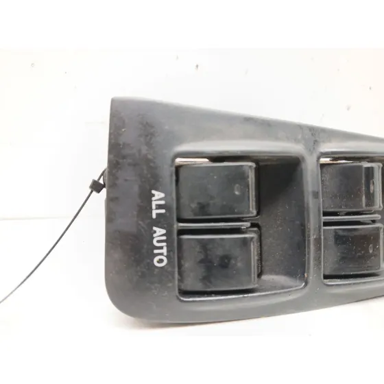 Mando Elevalunas Delantero Izquierdo para Toyota Avensis Berlina (T25)