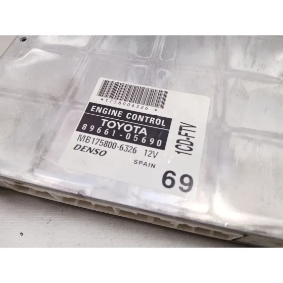 Centralita Motor Uce para Toyota Avensis Berlina (T25)