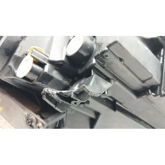 Faro Izquierdo para Skoda Karoq (Nu7, Nd7)