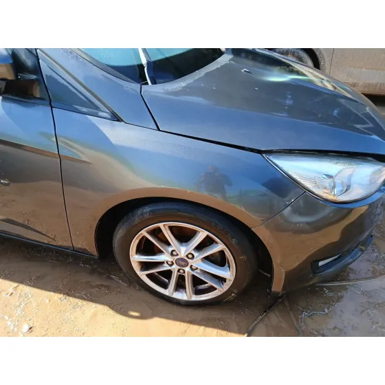 Aleta Delantera Derecha para Ford Focus Iii