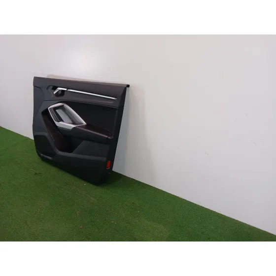 Guarnecido Puerta Delantera Derecha para Audi Q3 Sportback (F3N)