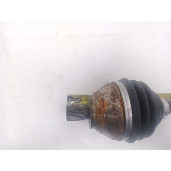 Transmision Delantera Izquierda para Audi Q3 Sportback (F3N)