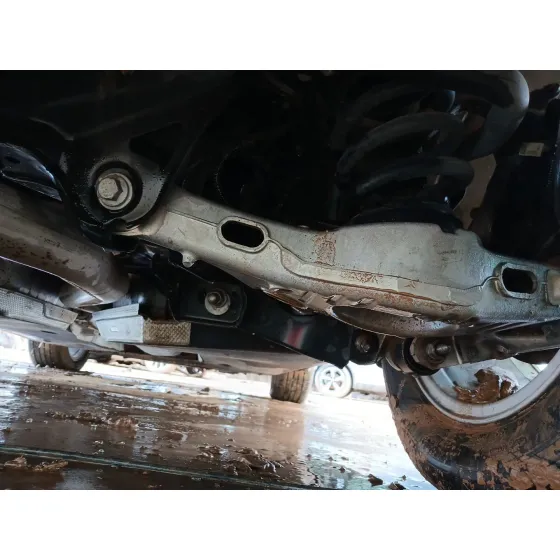 Puente Trasero para Jaguar E-Pace (X540)